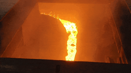 1739865370158320.gif 640.gif